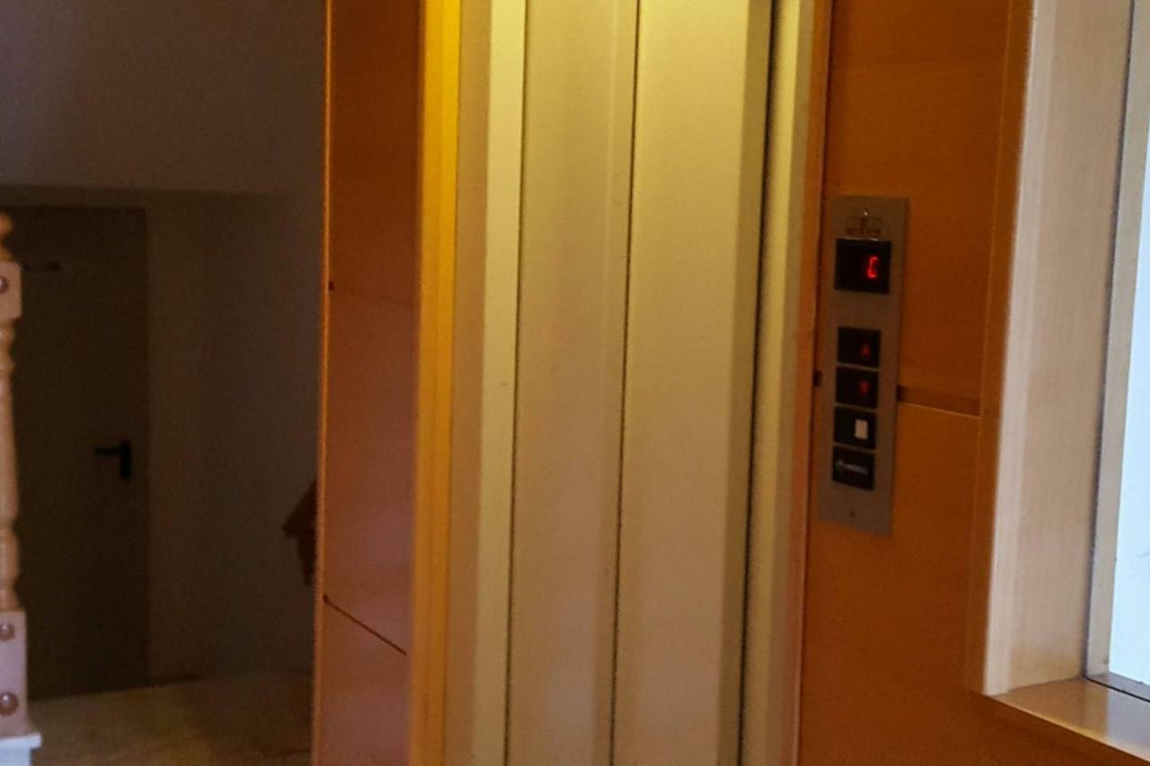 Appartamento Fabuloso Apartamento Familiar Con Piscina En Salou Esterno foto
